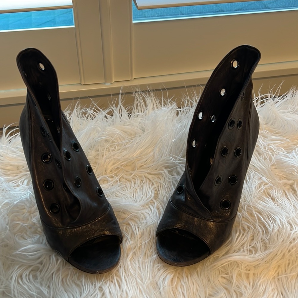 Black peep toe heels.